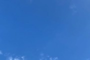 如何在苹果手机上抠掉图片天空？