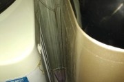 海信洗衣机排水堵塞原因分析（探究海信洗衣机排水堵塞的主要原因与解决方法）