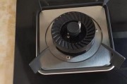 燃气灶维修后如何安全开火（维修后开火注意事项及操作技巧）