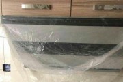 轻松学会清洗以方太油烟机外壳（让你的厨房焕然一新的清洁秘籍）