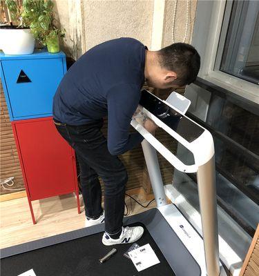 预防和应对跑步机摩擦受伤的有效方法（保护关键部位）