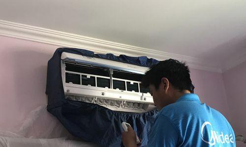 如何彻底清洁挂式空调，让空气更清新（学习正确清洁挂式空调的方法）