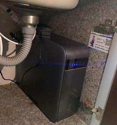 净水器分解后变色的原因及解决方法（揭秘净水器分解后的变色问题）