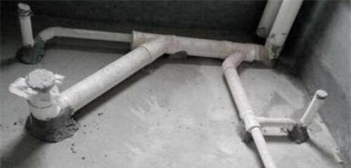 蹲便器水管合适尺寸的选择与重要性（水管尺寸决定卫生间使用效果）