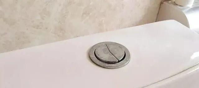 马桶两个按钮的区别和作用（为什么马桶一直采用两个按钮设计）