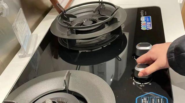 探究燃气灶不停火的原因（解析燃气灶不停火的主要因素）