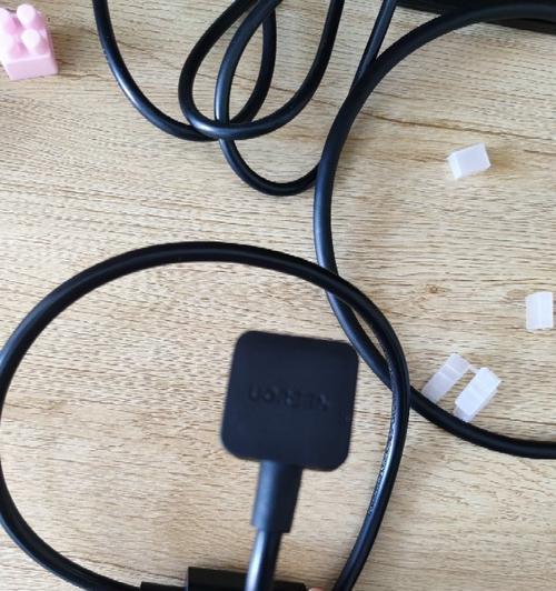 以显示器电源线为主题的颜色修改指南（打造个性化风格）