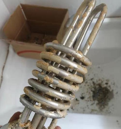 热水器侧边生锈的问题及解决方法（应对热水器侧边生锈的有效措施）