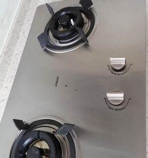燃气灶不好打火的原因及解决方法（探寻燃气灶打火困难的根源）