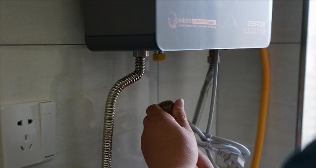 云米电热水器如何泄水？遇到问题怎么办？