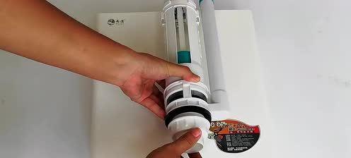 蹲便器水箱一直流水的原因及解决方法（探究蹲便器水箱一直流水的原因和解决办法）