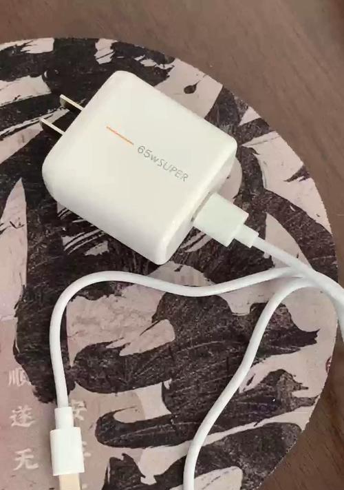 如何辨别充电器闪充的优劣？